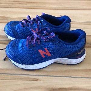 New Balance little kids running shoes